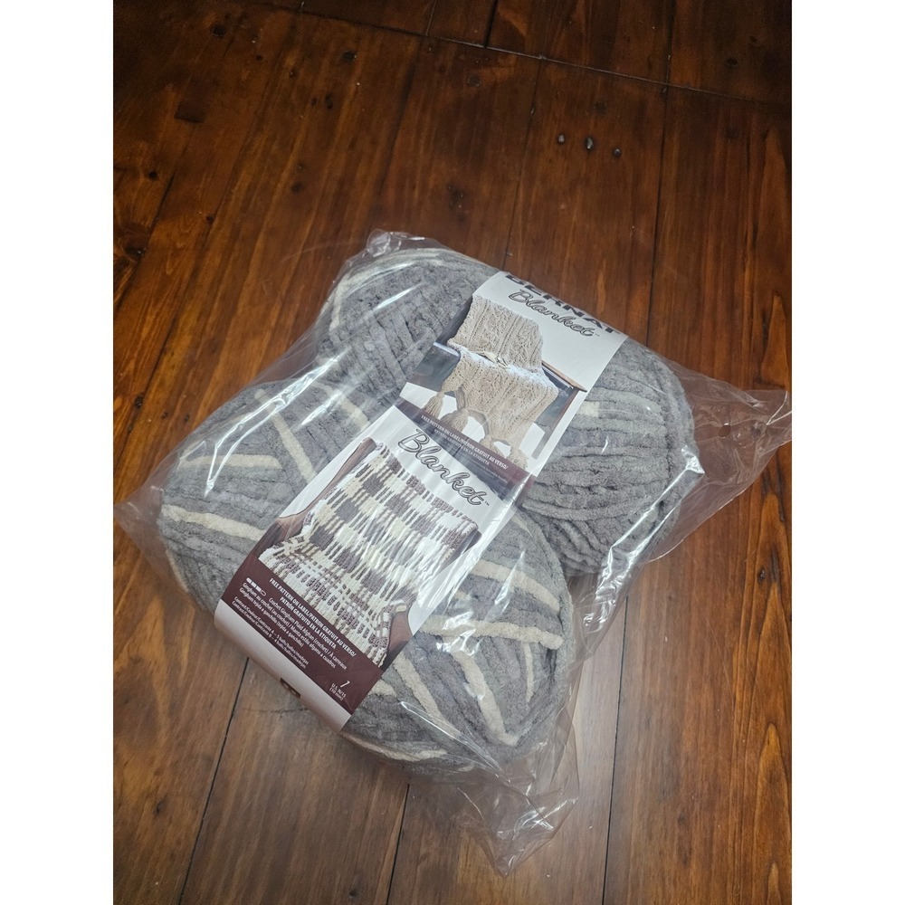 Bernat Blanket Yarn Silver Steel Super Bulky Polyester 10.5 oz 2 pack